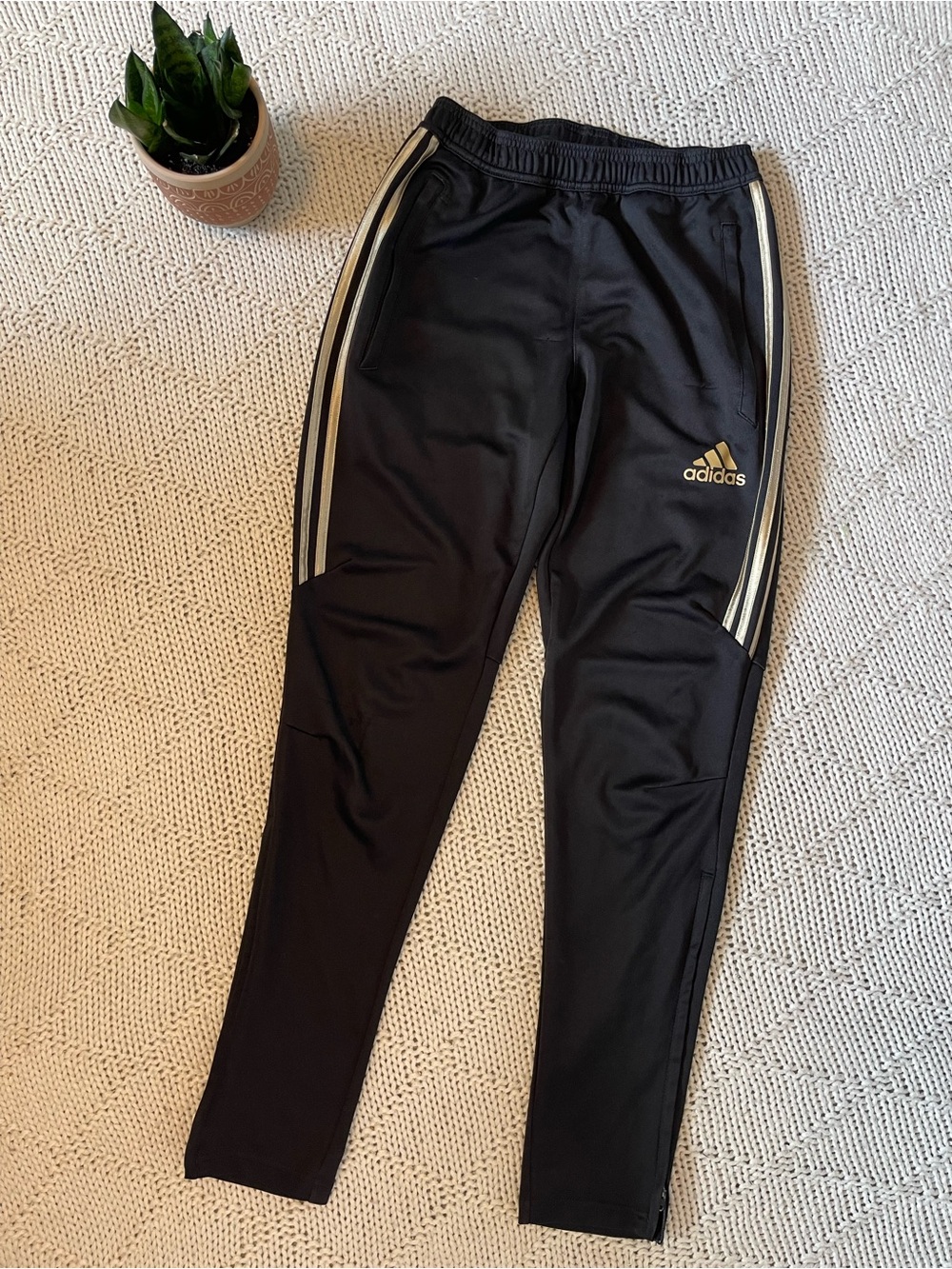 Adidas Black Gold Stripe Track Pants Joggers Women’s Small Zip Ankle Active